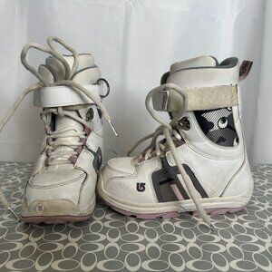 Burton Snowboots White LaceUp Sz 5